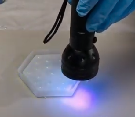 UV torch used to cure the uv resin to make this resin coaster resin artwork