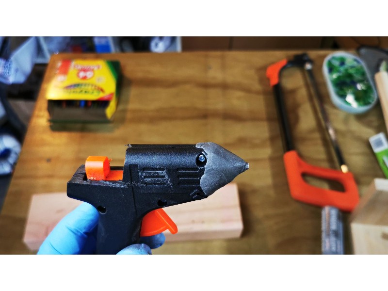 Modded glue gun