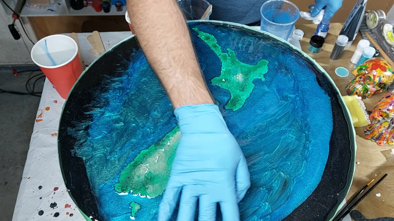 Crafting Vibrant Ocean Hues with Resin Art: Stunning Coastal Color Palette
