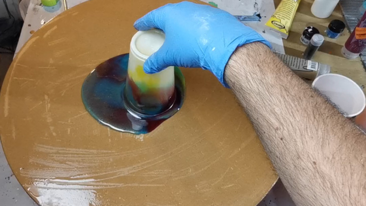 Dirty Pour resin pouring
